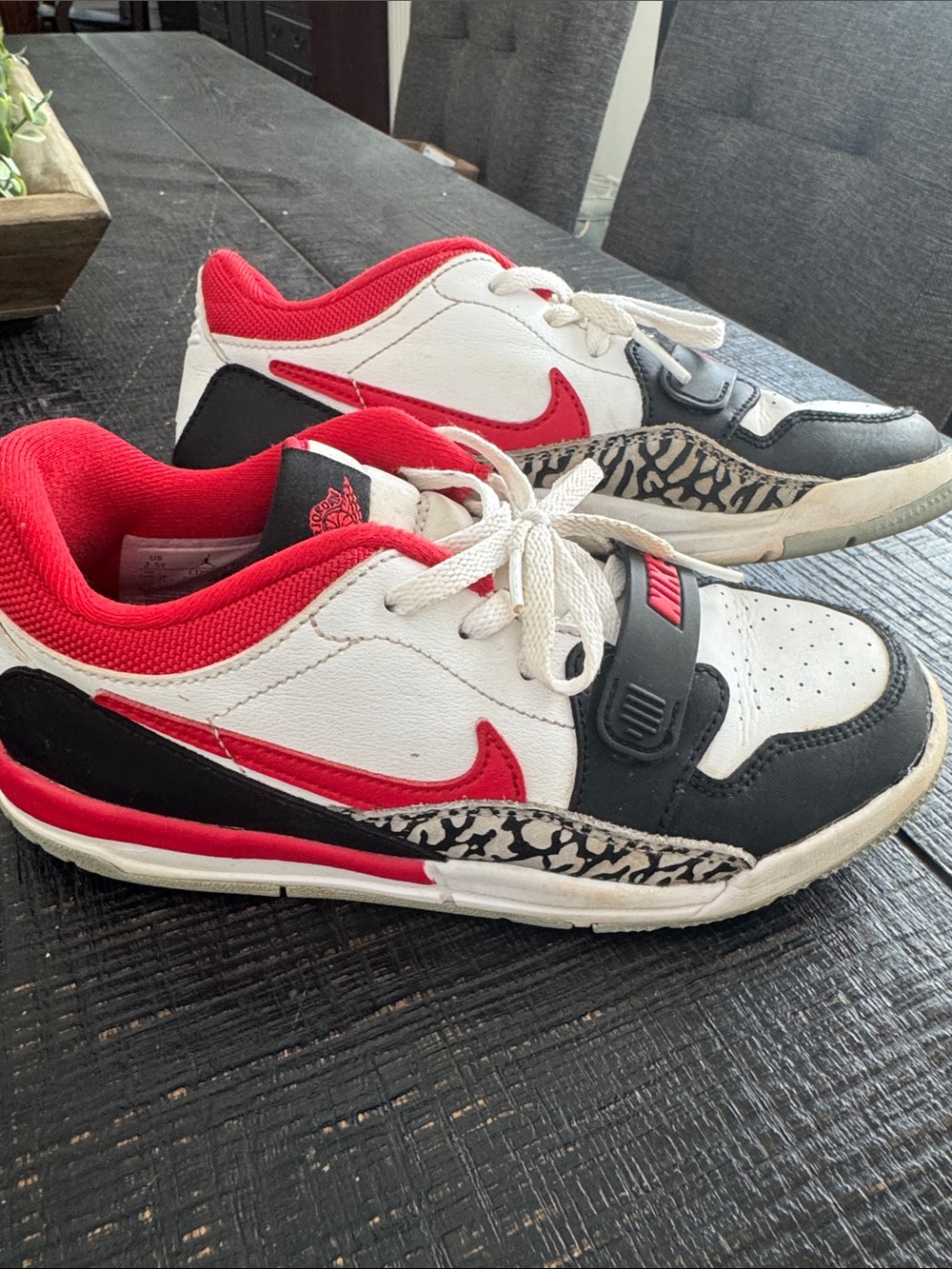 Nike Air Legacy Jordan 312 Low Chicago Size 2.5Y